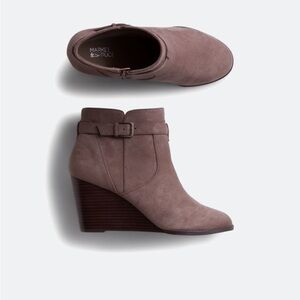 Stylish Brown Wedge Ankle Boots